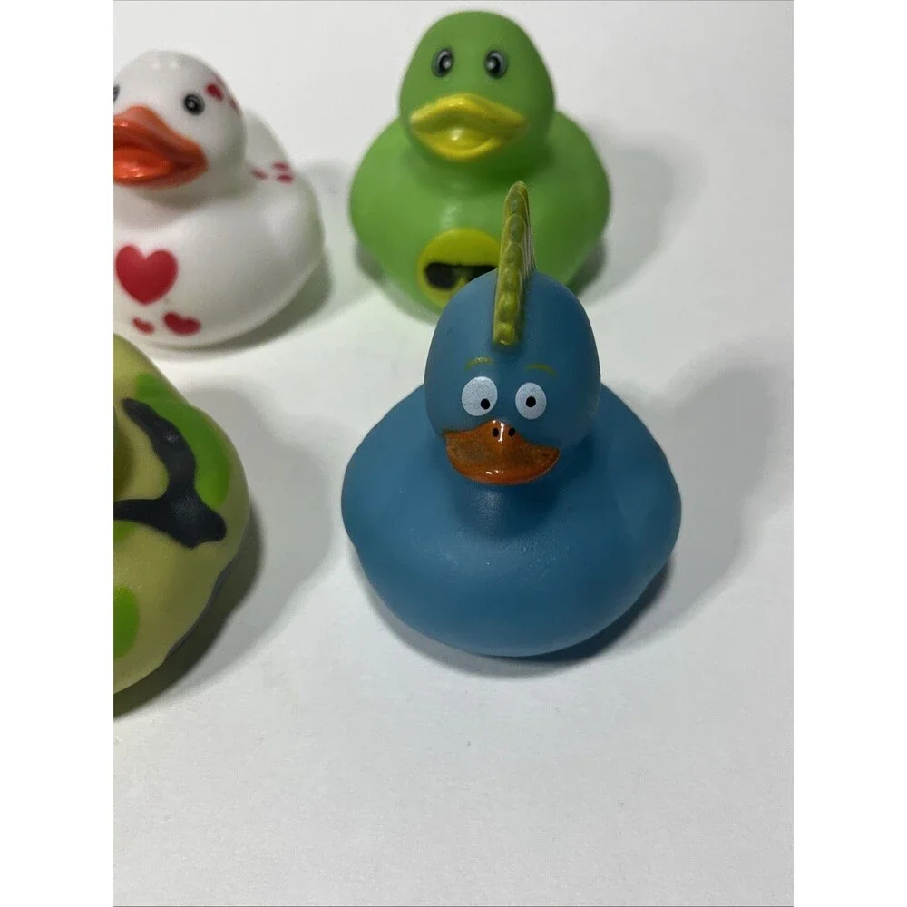 Lot of 14 Rubber Duckies, Jeep Ducking Party Favors Jeep Ducking